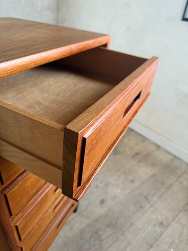 Commode scandinave vintage en teck – Chest of drawers, Scandinavian (photo 4 of 23)