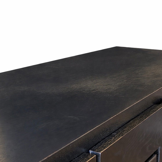 Groot vintage Brutalistisch dressoir in zwart eikenhout – Metal (photo 8 of 8)