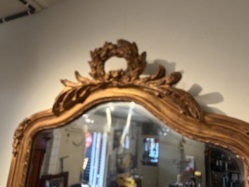 Grande specchio francese con stemma e cornice color oro – spiegels, Glass, Wood (photo 2 of 10)