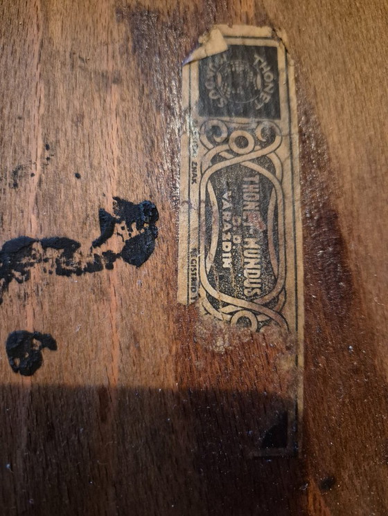 Image 1 of 1920er Jahre Thonet mundus Cafe-Stühle - Originaletikett