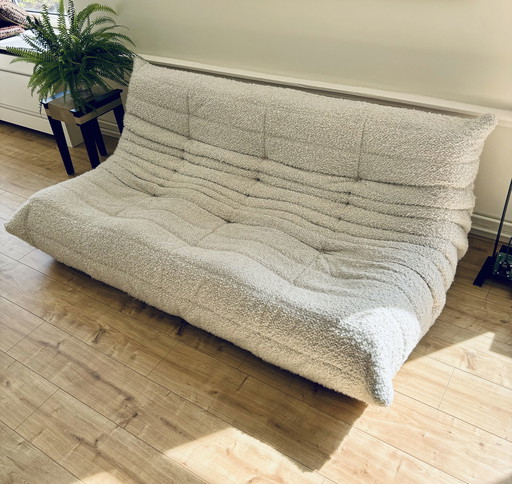 Ligne Roset Togo 3-Sitzer Sofa Bouclé Stoff Kreide Weiß