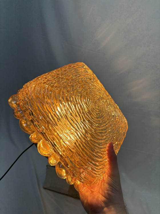 Image 1 of Lampe de plafond ou applique murale vintage Glashütte Limburg en verre ambré