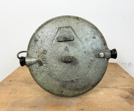 Image 1 of Lampada a sospensione industriale in ghisa a gabbia, anni '60