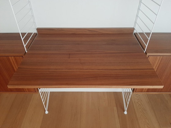 Image 1 of WANDGESTALTUNG STRINGMÖBEL