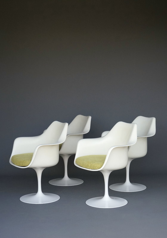 Image 1 of vintage Tulip Stoelen van Eero Saarinen voor Knoll International. 1960s
