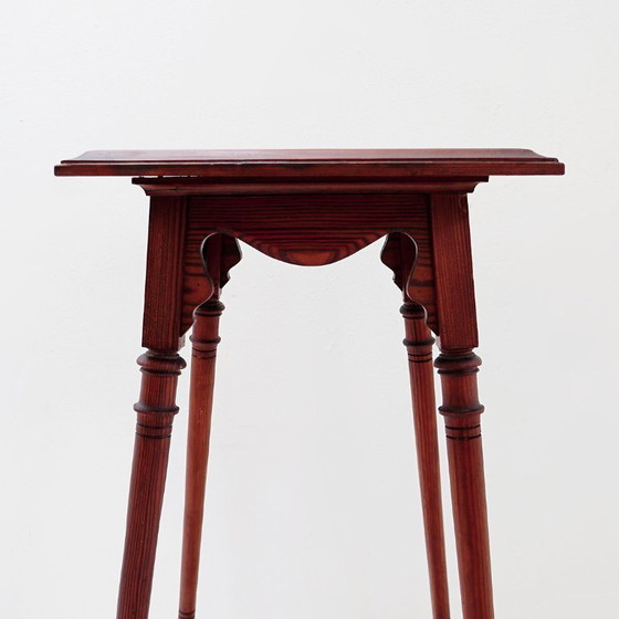 Image 1 of Mesa auxiliar antigua de madera - estilo Art Nouveau