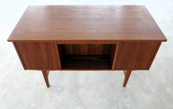 Image 1 of Scrivania vintage in teak