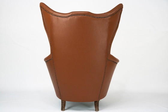 Image 1 of Italiaanse Mid-Century Wingback Fauteuil in Kunstleer, jaren 50