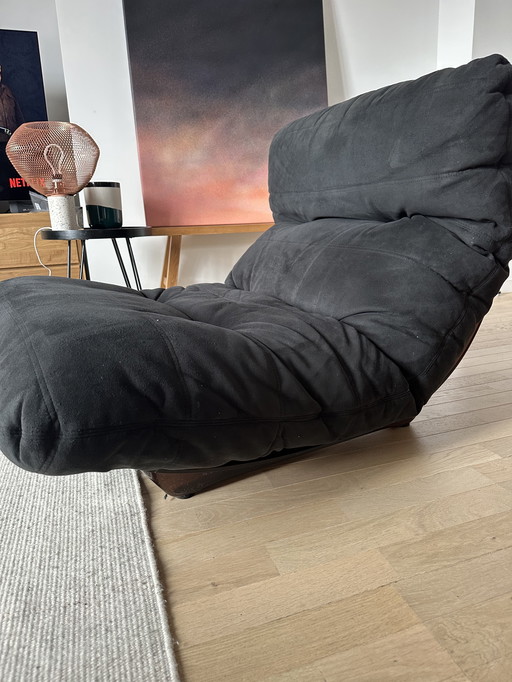 Ligne roset Marsala black alcantara