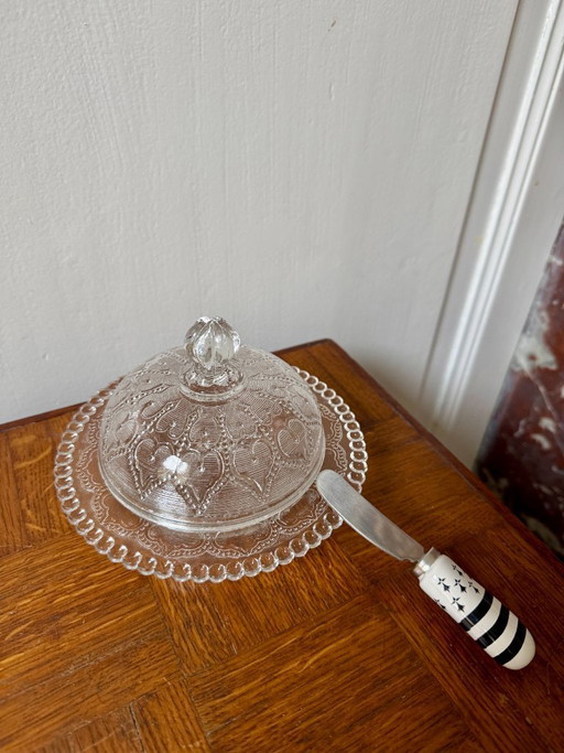 vintage glass candy dish/sugar bowl