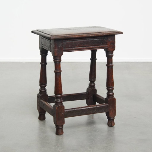 Antique English oak joint stool/ stool/ side table from the 17th century