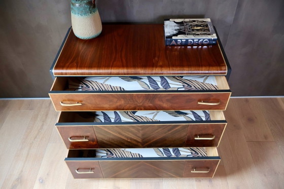 Restaurierte Art-Deco-Kommode in Walnussfurnier – Kommoden, Wood (photo 4 of 18)