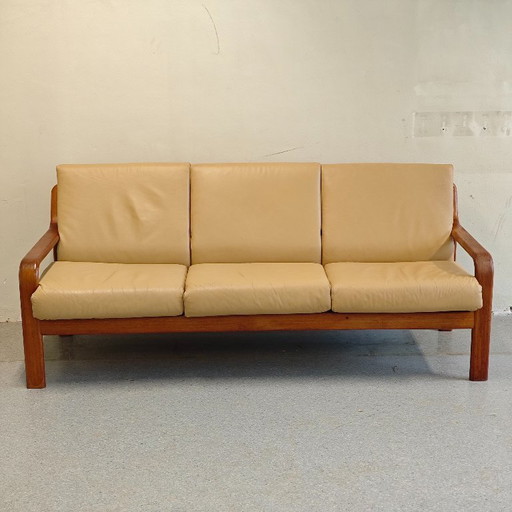 Sofá vintage de 3 plazas L. Olsen En Søn Møbelfabrik – 3 5 zitsbanken, Leather, Wood (photo 2 of 11)