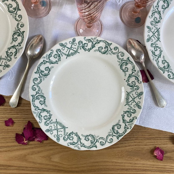 Image 1 of 6 assiettes dessert terre de fer Longchamp modèle Trévise vert faïence ancienne 