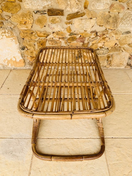 Image 1 of Tavolino da caffè in bambù e rattan con portariviste, stile metà secolo, di Tito Agnoli, circa anni '60.