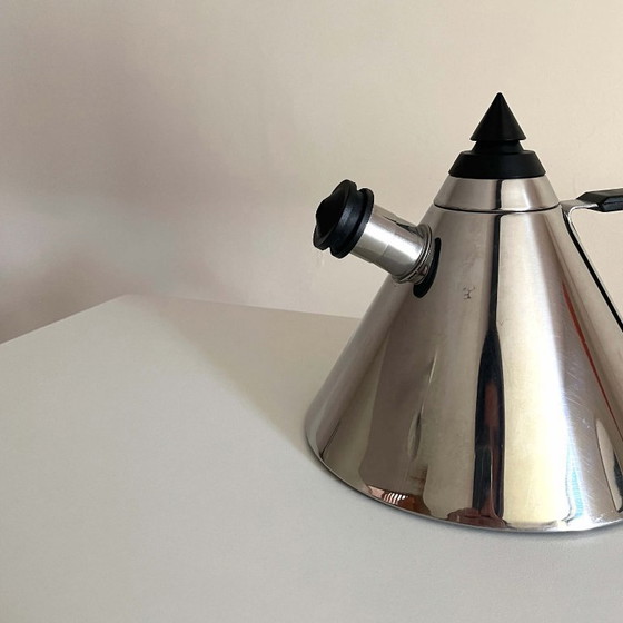 Image 1 of Vev Vigano Robinson Design 1990 Bollitore a fischio piramidale