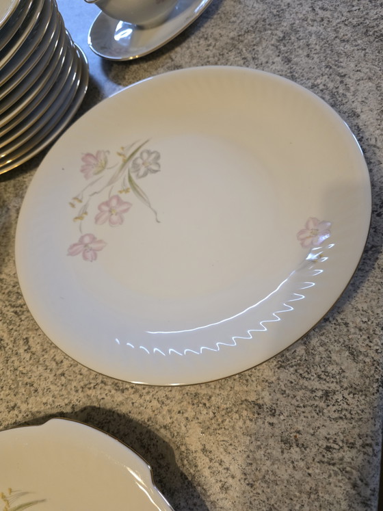 Image 1 of Beautiful pre-war 1918-1945 Arzberg 12-person coffee/dinner service