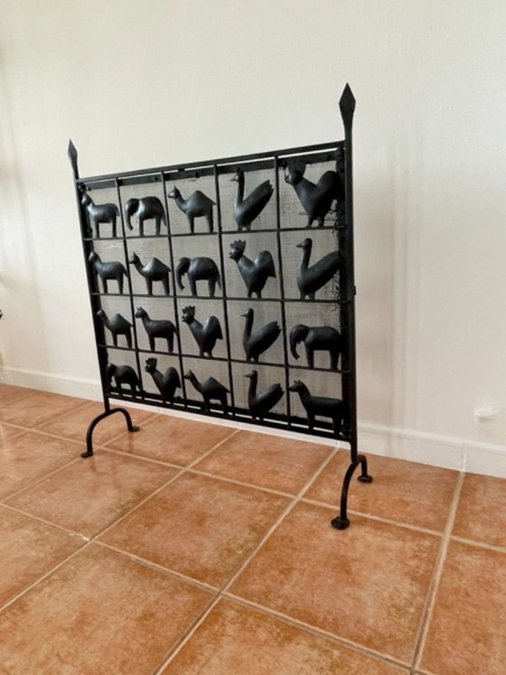 Image 1 of Parascintille in ferro battuto a forma di animale, stile Atelier Marolles, Francia, 1950