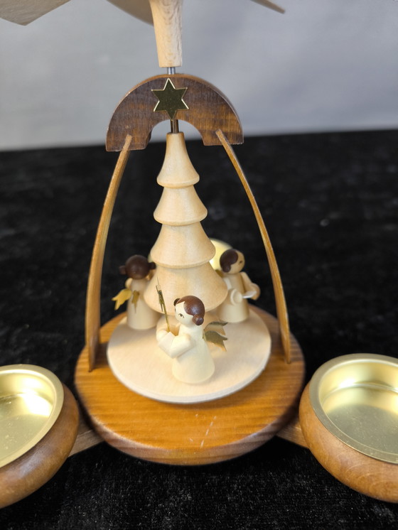 Image 1 of Vintage Kerstpiramide