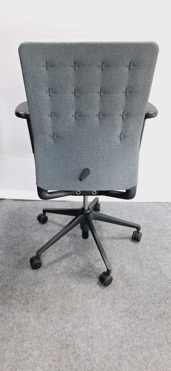 Image 1 of Sedia da ufficio Vitra ID Chair