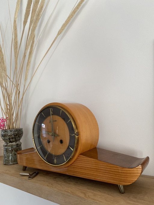 Chiming Mantel Clock, mid century modern, Dutch design from the 1950’s