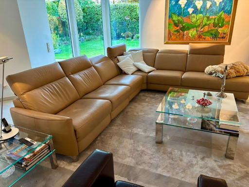 Eck-Couch // elekr. Fuß-& Kopfteil // elektr. Sitzheizg // neuwertig