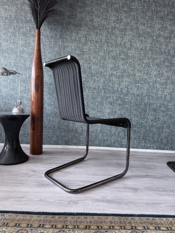 Image 1 of Set van 4 Tecta D20 sledestoelen - zwart wicker & parelchroom