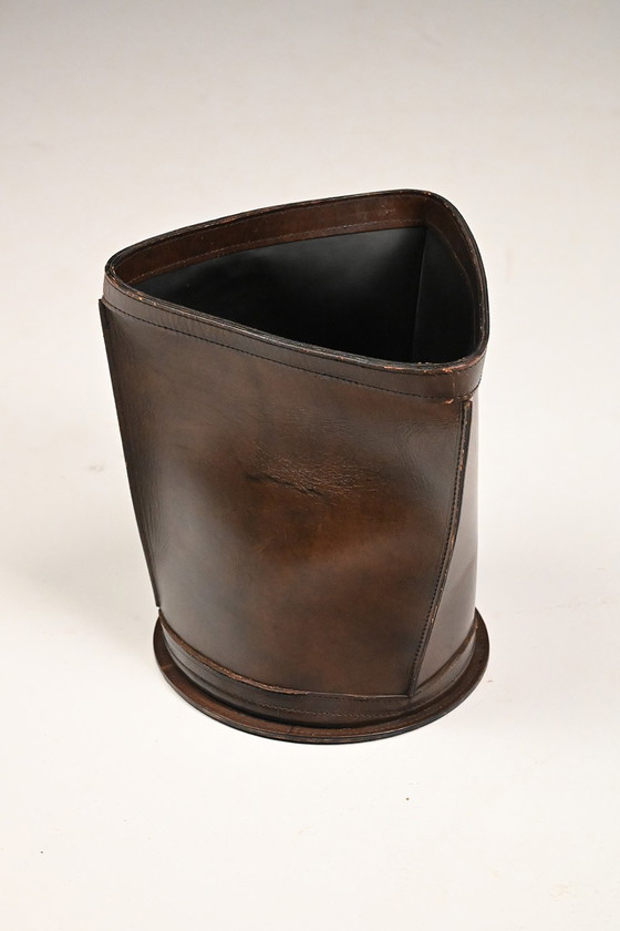 Image 1 of Papelera de cuero