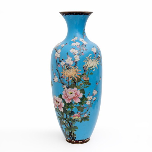 Grand vase en émail à décor floral - Cuivre et laiton - Japon, fin du XIXe siècle