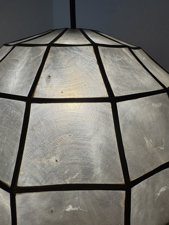 Image 1 of Mother-of-pearl and brass spherical suspension from the 60s