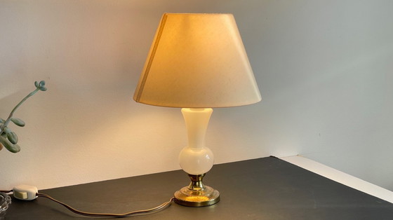 Image 1 of LAMPE Verre OPALIN et Laiton VINTAGE