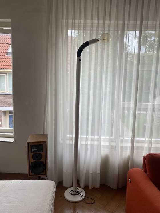 Image 1 of Targetti floor lamp vintage jaren 70 Italiaans ontwerp