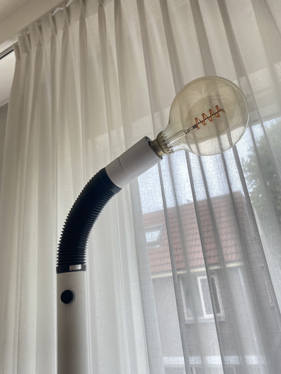 Image 1 of Targetti floor lamp vintage jaren 70 Italiaans ontwerp