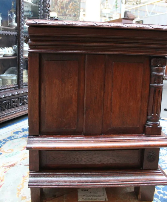 Cassettiera del XVIII secolo – Credenze con vetrina (photo 6 of 9)