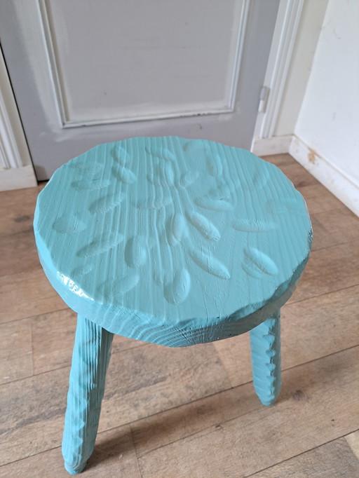 Tripod stool