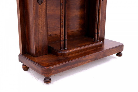 Image 1 of Garde-robe, Europe occidentale, vers 1920.