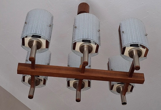 Image 1 of Brutalistische kroonluchter van teakhout en kunstglas, Italië, jaren 60