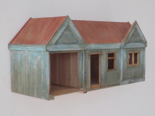 Eric van Solm - 'The Cottage' – beeldhouwkunst, Wood, Hedendaags (photo 2 of 8)