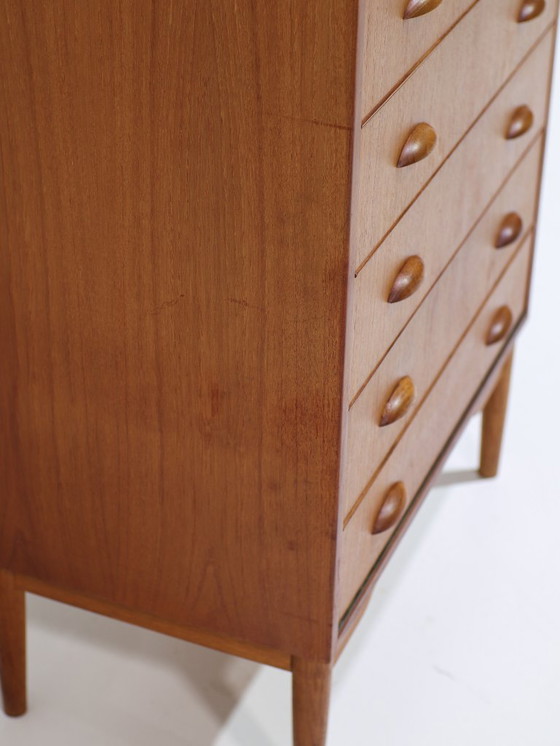 Image 1 of Commode haute étroite en teck avec étagère à chaussures, style danois vintage.