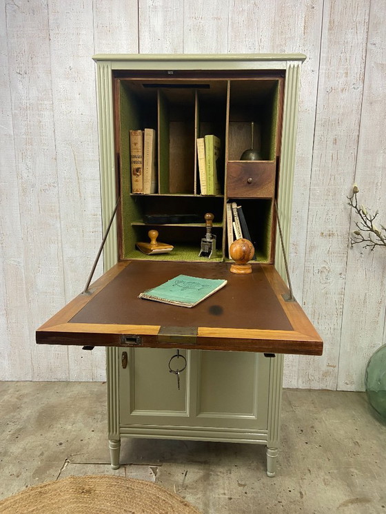 Image 1 of Secrétaire des années 50