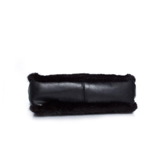 Image 1 of Gianni Versace, borsa vintage in pelle nera con pelliccia
