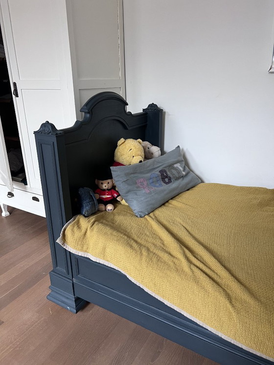 Image 1 of Junior bed dark blue