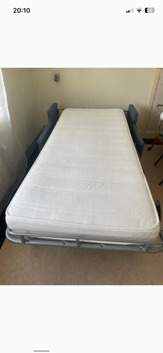 Image 1 of Sofá cama