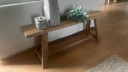 Handgefertigte Bank aus massiver Eiche – bijzettafels, Wood (photo 2 of 8)