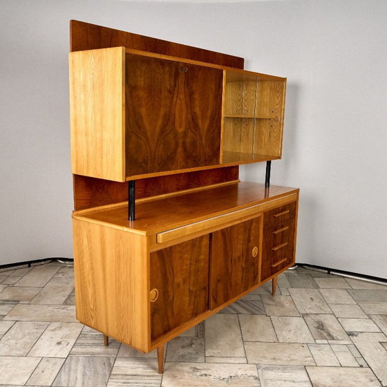 Image 1 of Crédence vintage avec table coulissante, années 1960, Tchécoslovaquie