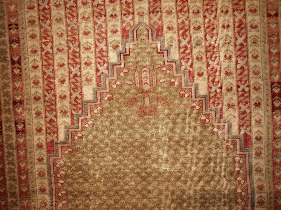 Image 1 of Handmade antique Turkish Ghurdes prayer rug 4.10' x 7.3' (152cm x 222cm) 1870s - 1B427