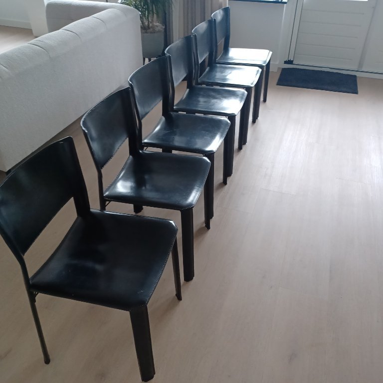 Buy Fasem chair? Save up to 80% at Whoppah | Whoppah
