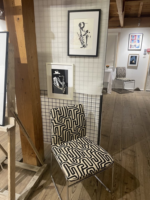 4 modern living room or office chairs