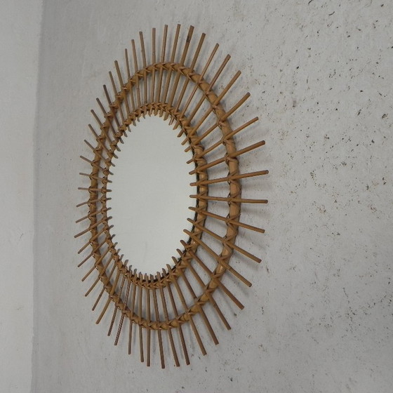 Ronde vintage bamboe spiegel met geslepen glas, jaren 50 (photo 3 of 9)