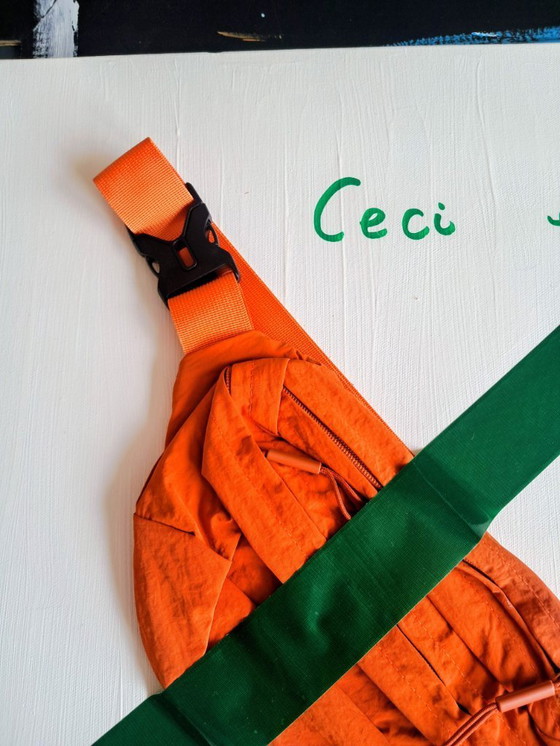 Image 1 of Enzo SAN MARCO – Dies ist eine orange Banane – Gemälde des Künstlers